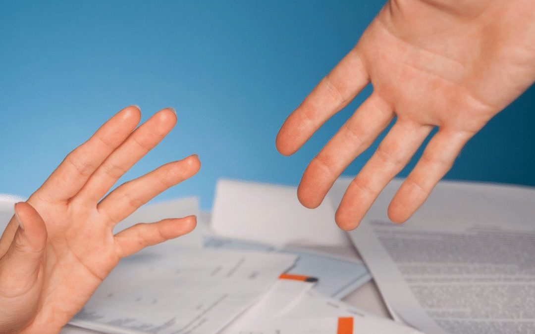 Emprestar o nome para terceiros é perigoso?